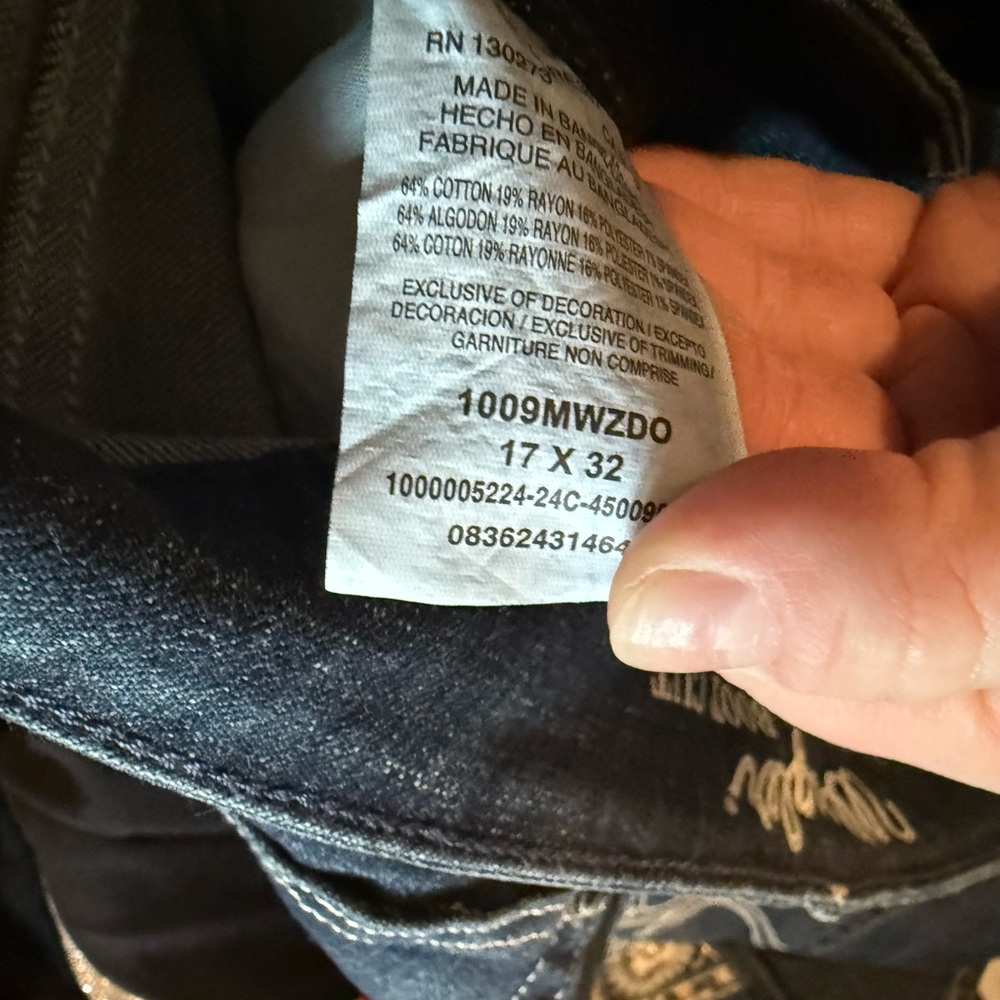 Wrangler Women's Straight Leg Jeans - Dark Blue have never been worn!